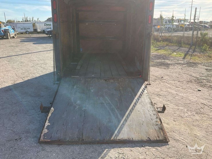 2012-sun-coast-trailers-712esb5-s/a-enclosed-trailer-image-20