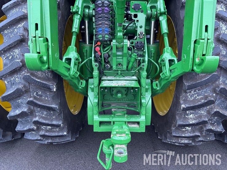 2024-john-deere-8r-370-image-25