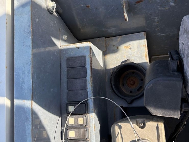 2020-takeuchi-tb230-image-18