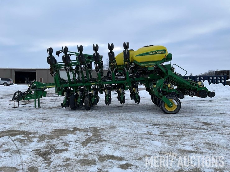 2012-john-deere-1790-image-2