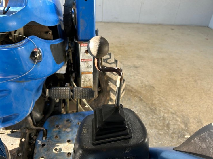 new-holland-tc35-image-21