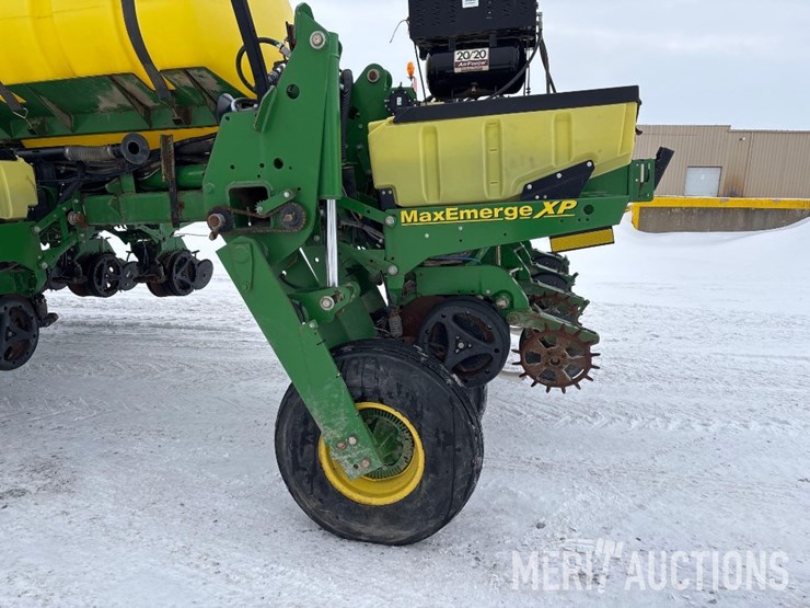 2013-john-deere-1770nt-image-20