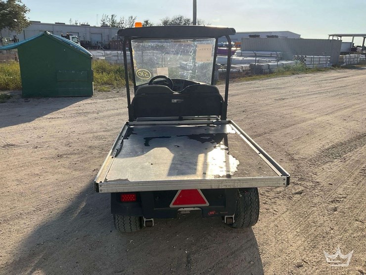 2025-electric-golf-cart-image-14