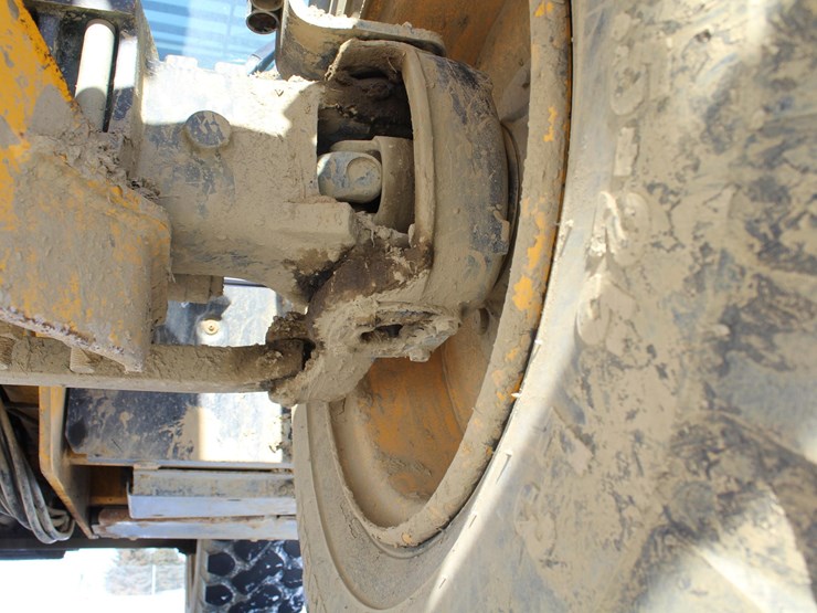 2013-jcb-510-56-image-73