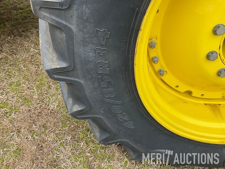 2023-john-deere-8r-370-image-37