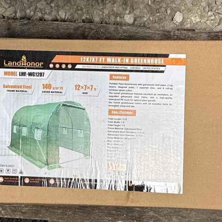 2862 - 12' x 7' x 7' WALK IN GREEN HOUSE