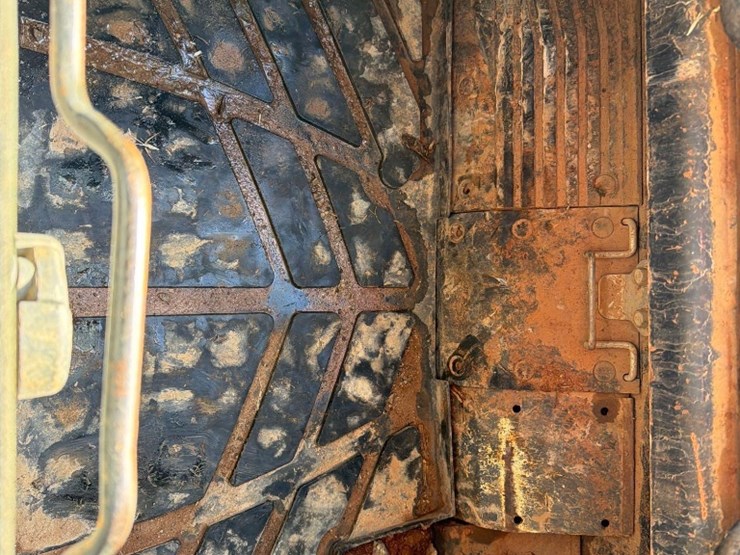 kubota-svl97-2-image-18