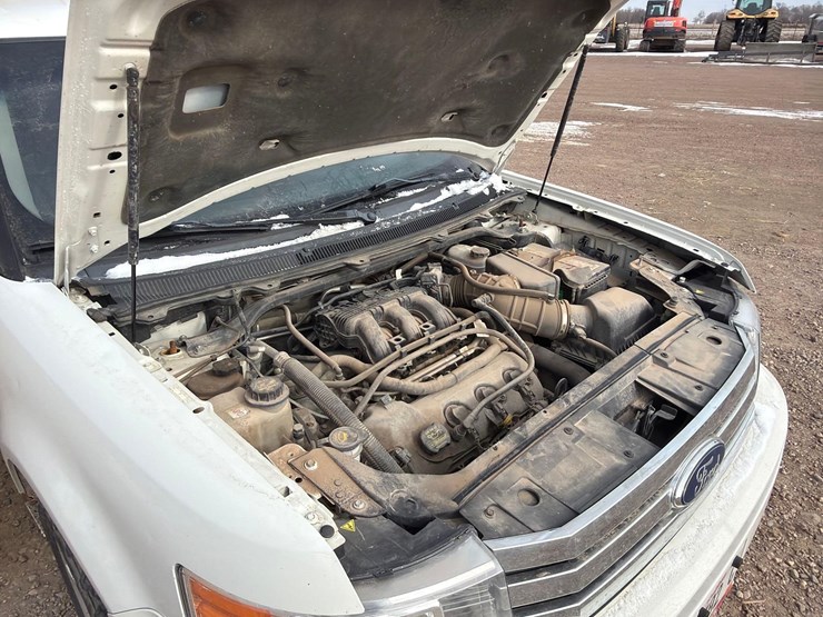 2011-ford-flex-image-14