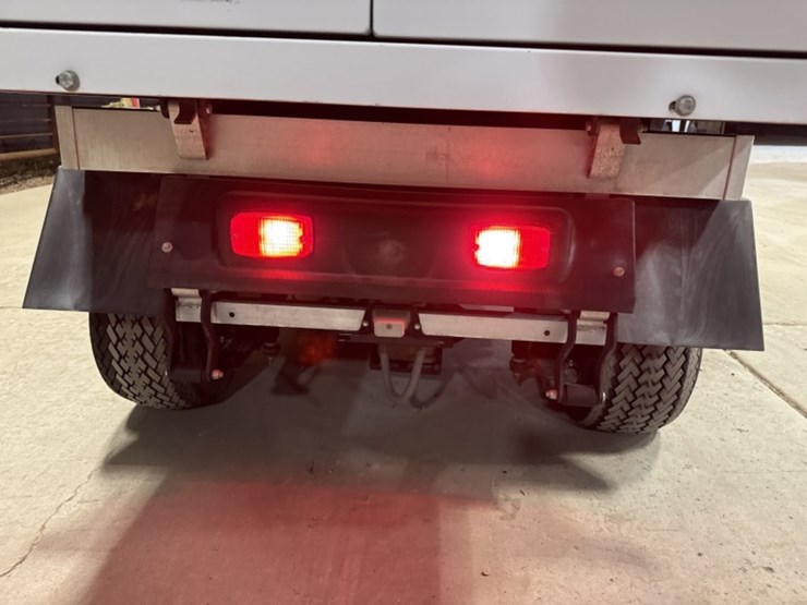 2010-club-car-carryall-1-image-10