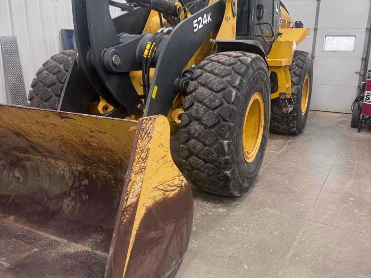 2011-deere-524k-image-2