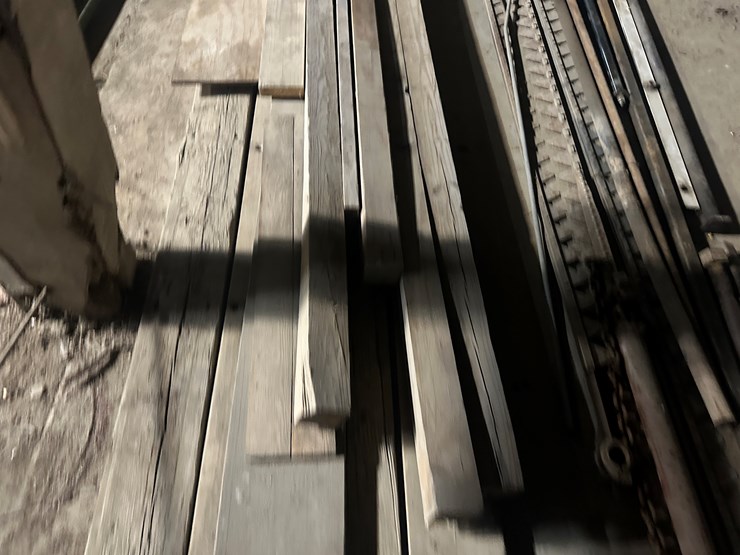 #38475-•-lot-of-wood-pieces-image-5