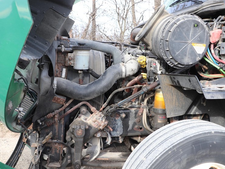 2014-international-prostar-image-21