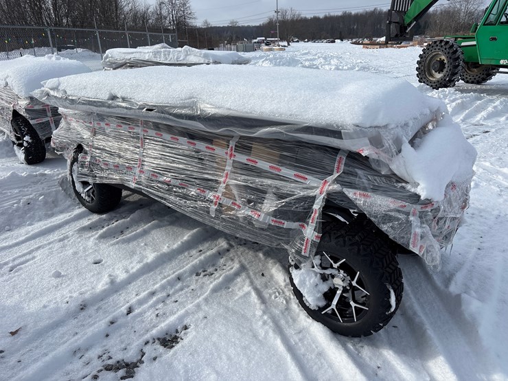 #4103-•-new-sdlgc10-six-person-golf-cart---will-need-assembeled-image-2