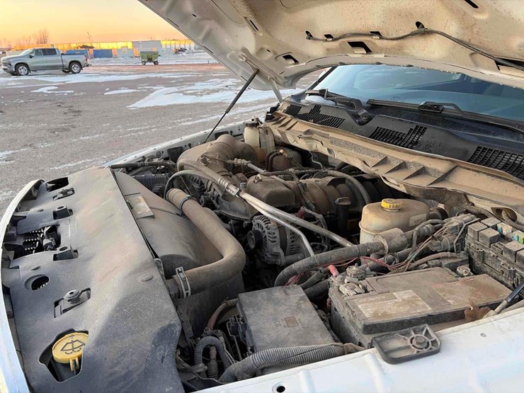 2018-dodge-3500-image-10