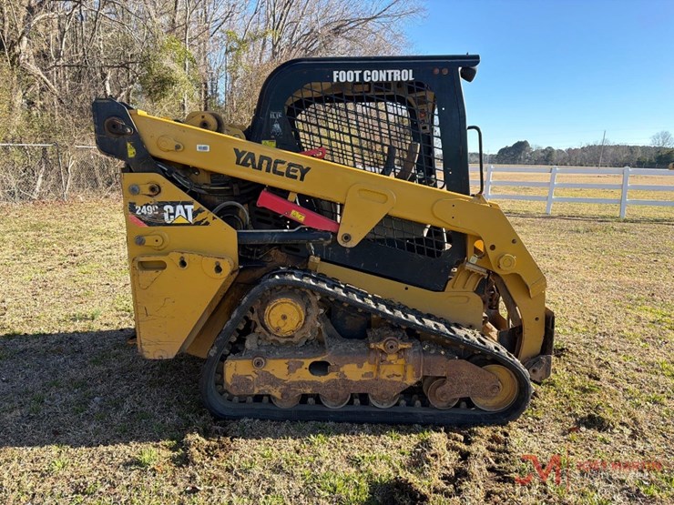 2018-caterpillar-249d-image-2