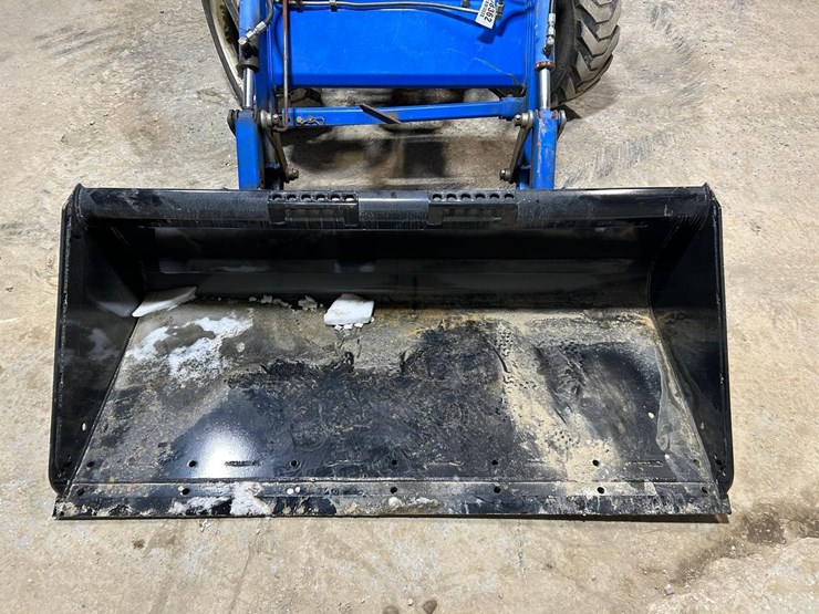 new-holland-tc35-image-8