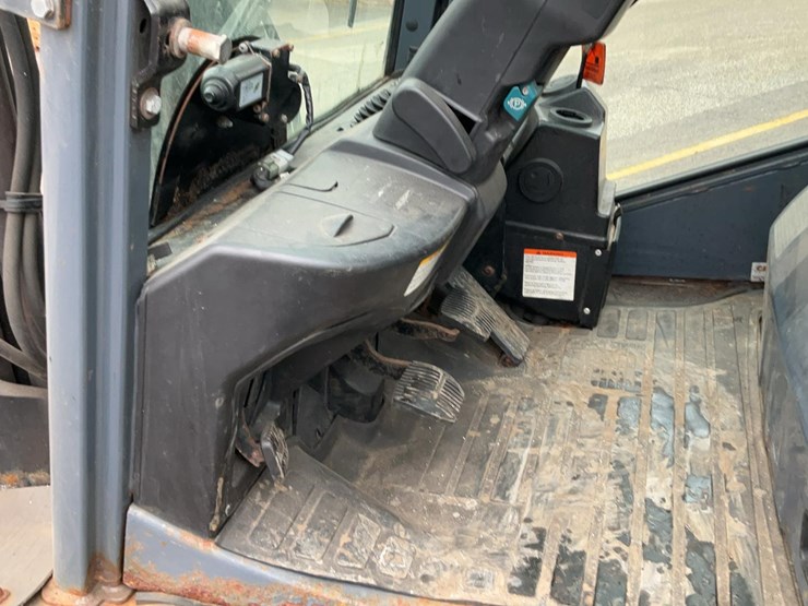 2018-toyota-8fdu25-image-22