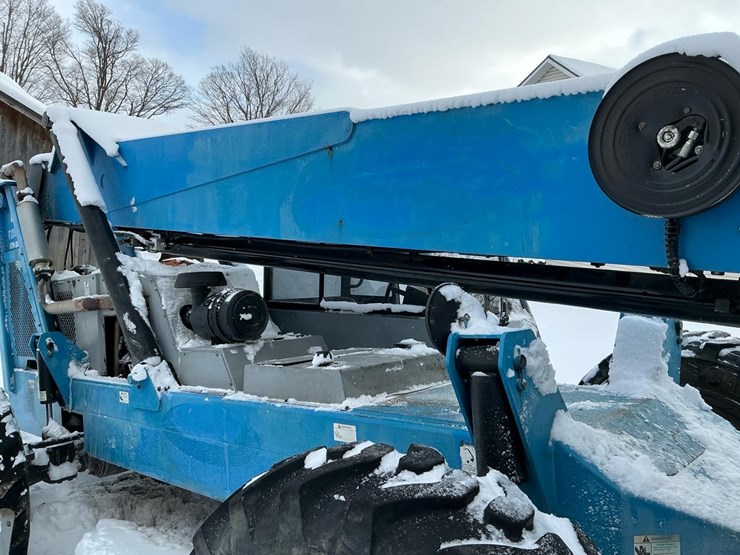 2006-genie-gth1056-image-34