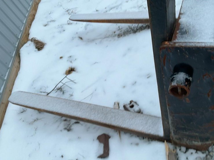 2016-case-621f-xr-image-72