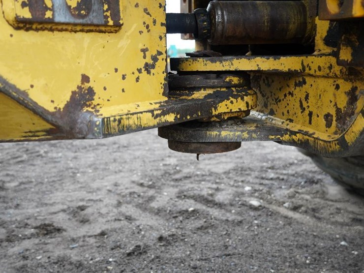 2000-caterpillar-525-image-28