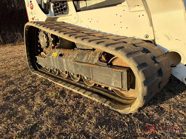 2023-bobcat-t770-image-13