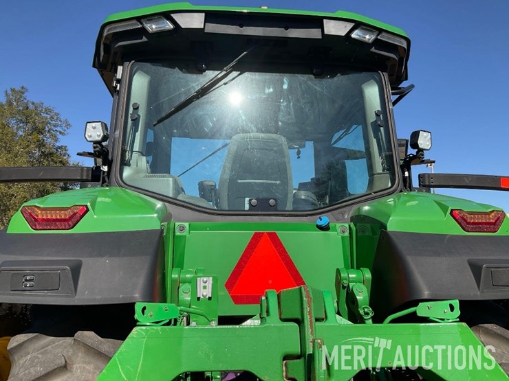 2023-john-deere-8r-370-image-25