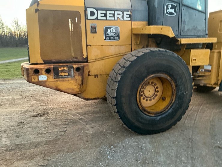 2009-deere-544k-image-53