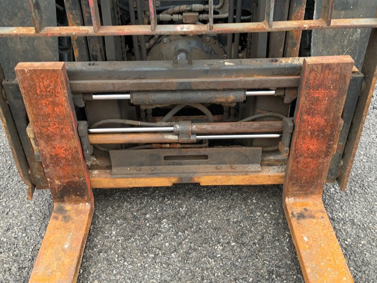 2018-toyota-8fdu25-image-41