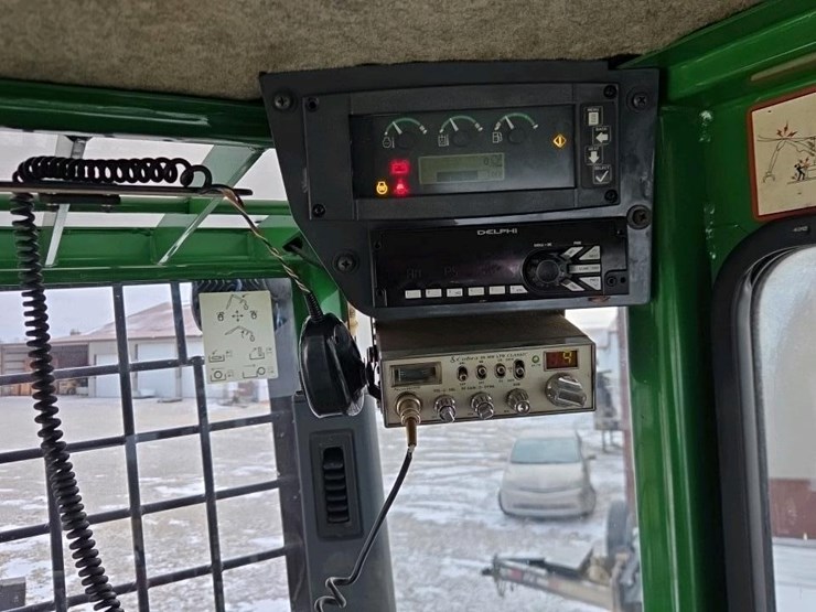 2019-deere-437e-image-30
