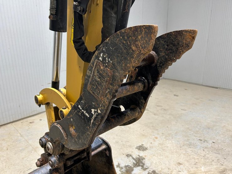 2017-caterpillar-304e2-cr-image-8