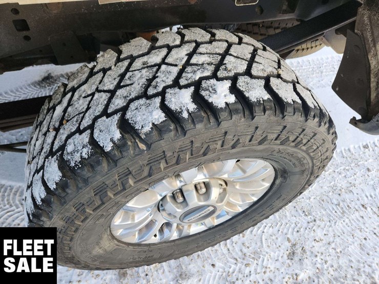 2022-ford-f250-image-13