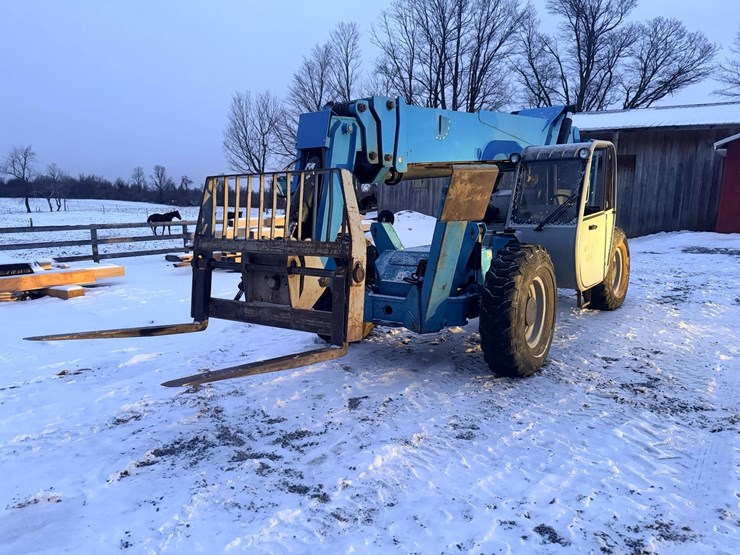 2006-genie-gth1056-image-1