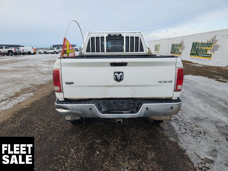 2014-ram-2500-laramie-image-7