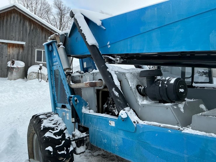 2006-genie-gth1056-image-39