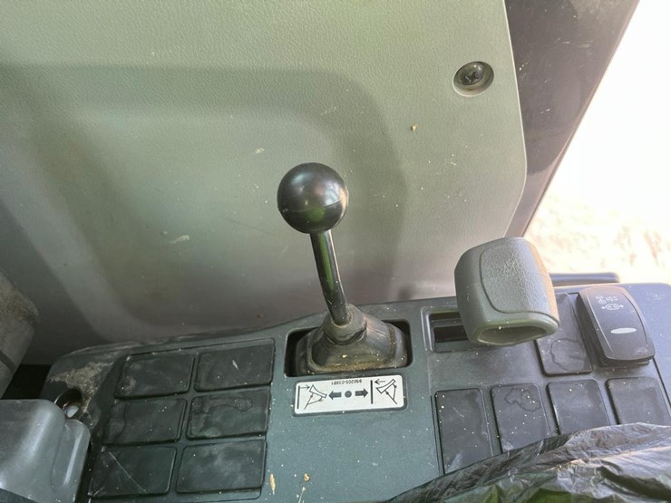 2020-bobcat-e145-image-41