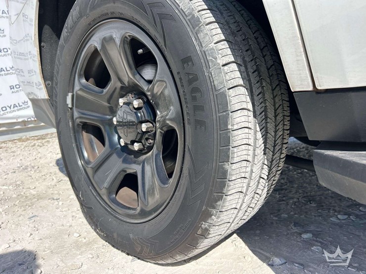 2022-chevrolet-tahoe-image-29