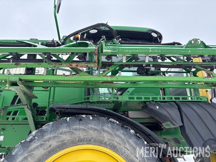 2018-john-deere-r4045-image-15