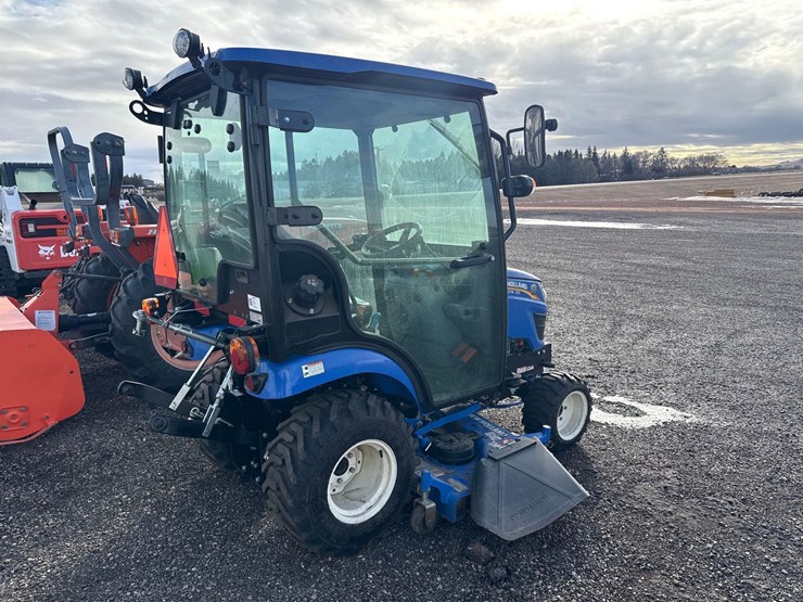 new-holland-25s-utility-tractor-image-4