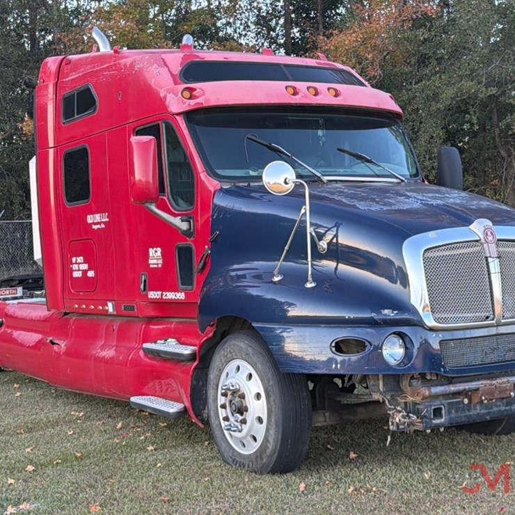 1997 KENWORTH P-2000 SLEEP TRUCK TRACTOR