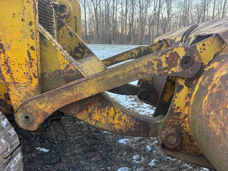 1968-international-175b-image-35