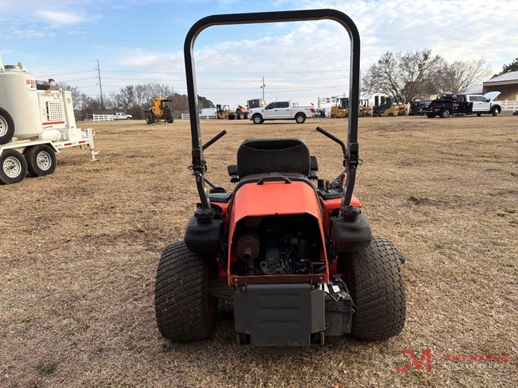 kubota-zd321-image-3