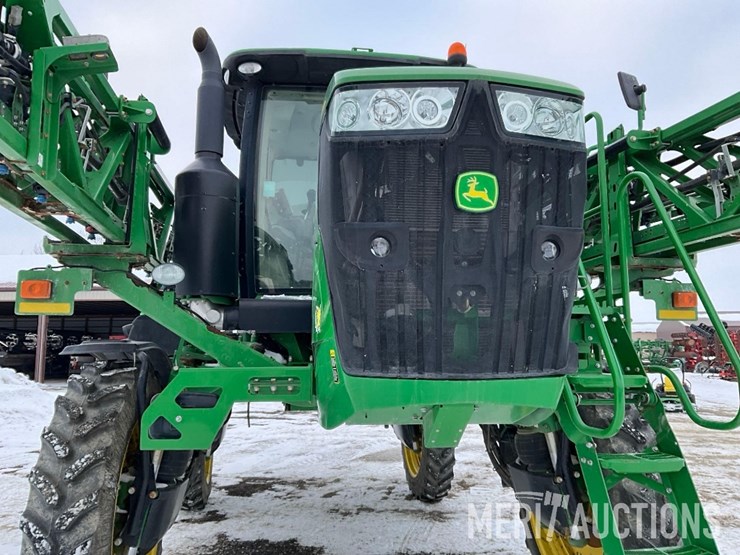 2015-john-deere-r4038-image-33