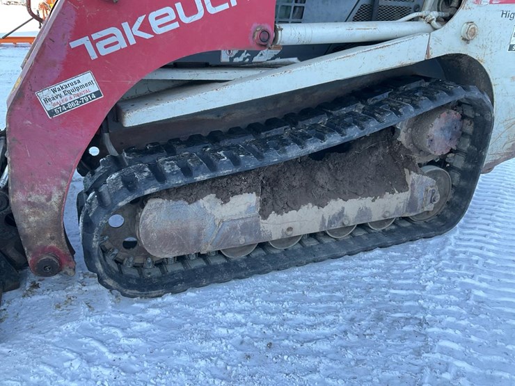 2012-takeuchi-tl10-image-21