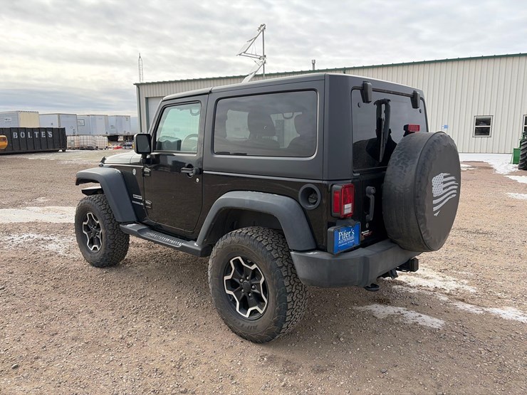 2016-jeep-wrangler-sport-image-5