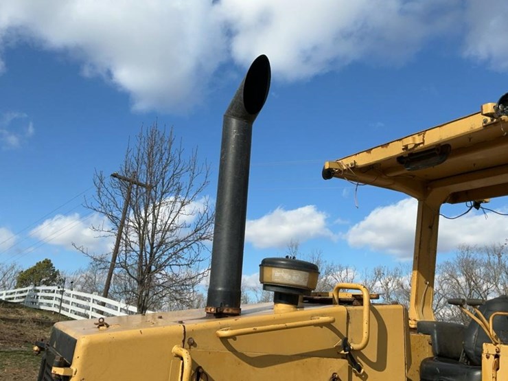 1987-caterpillar-d4h-image-37