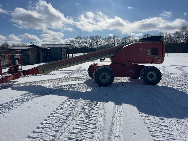 2008-jlg-600s-image-3