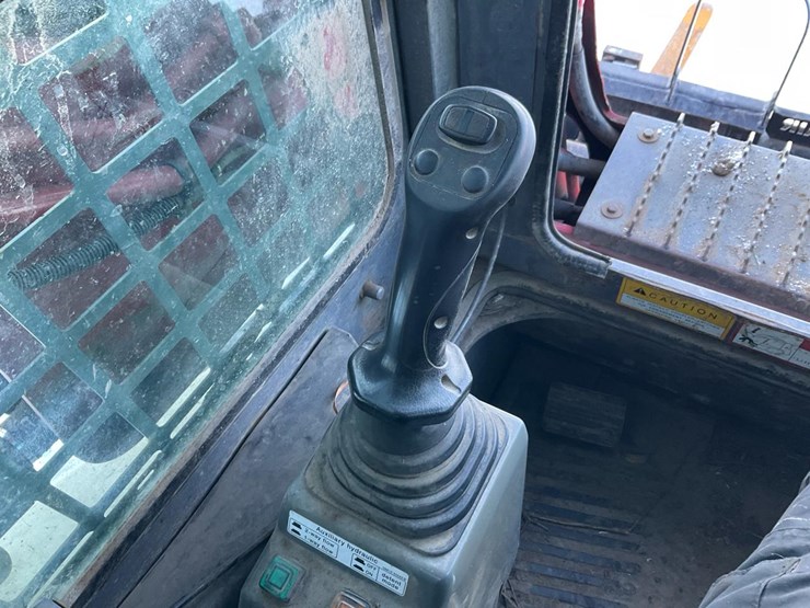 2012-takeuchi-tl10-image-54