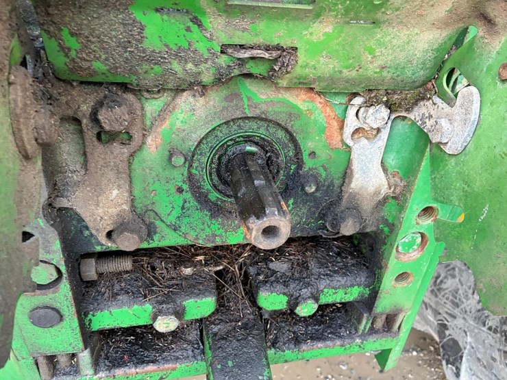 john-deere-6420-image-17