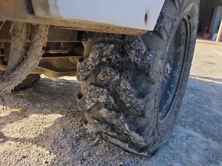 trackless-mt5t-image-15