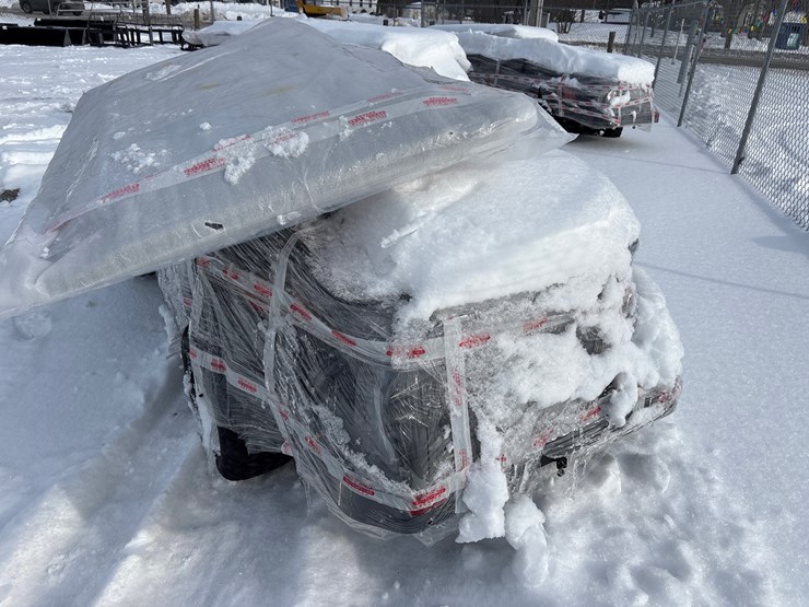 #4100-•-new-sdlgc80-four-person-golf-cart---will-need-assembeled-image-4